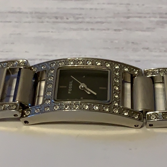 Fossil Ladies Diamond Bezel Black Dial Watch ES1172 - Picture 10 of 10
